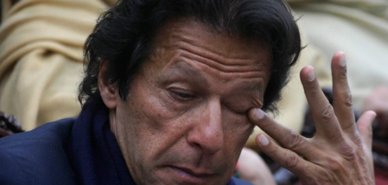 Imran khan lose the game of pakistan prime minster