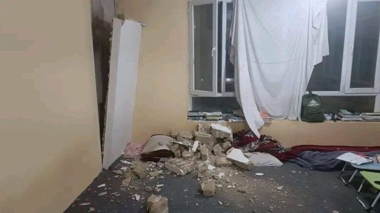 ‏بلخ او سمنګان کې د تېرې شپې زلزلې مرګ ژوبله ۳۵۰ تنو ته پورته شوه
